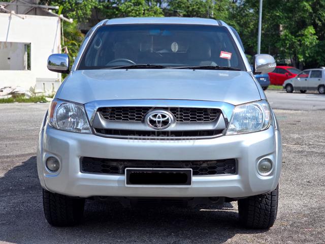 2010 Toyota HILUX 2.5 G FACELIFT DOUBLE CAB (A) - 4
