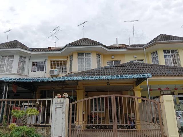 2 Storey Terrace Hse for sale BELOW MARKET VALUE in Bandar Putra,Kulai 1