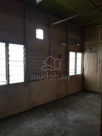 Ampang warehouse factory for rent 1