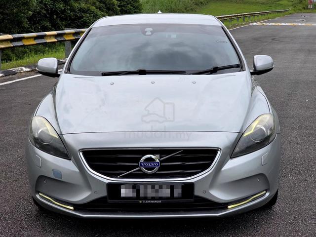 2014 Volvo V40 2.0 T5 (A) - 1