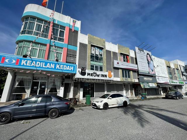 Tenanted Facing Main Road 3 Storey Shoplot Tandop Alor Setar For Sale 2