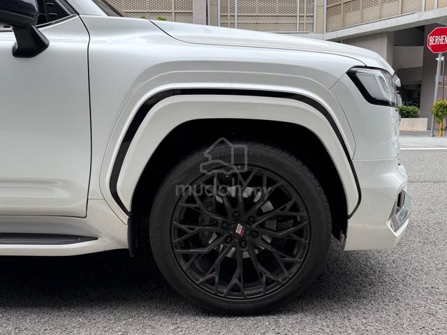 USED 23/25 Toyota LAND CRUISER 300 3.4 ZX 7-Seater - 3