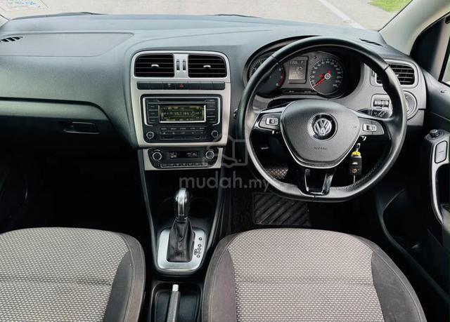 -2016-Volkswagen POLO 1.6 HATCHBACK (A) Loan/Cash - 5