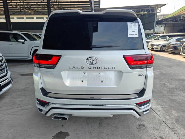 2023 Toyota LANDCRUISER 3.5 ZX S/R JBL 4Cam P/Boot - 4