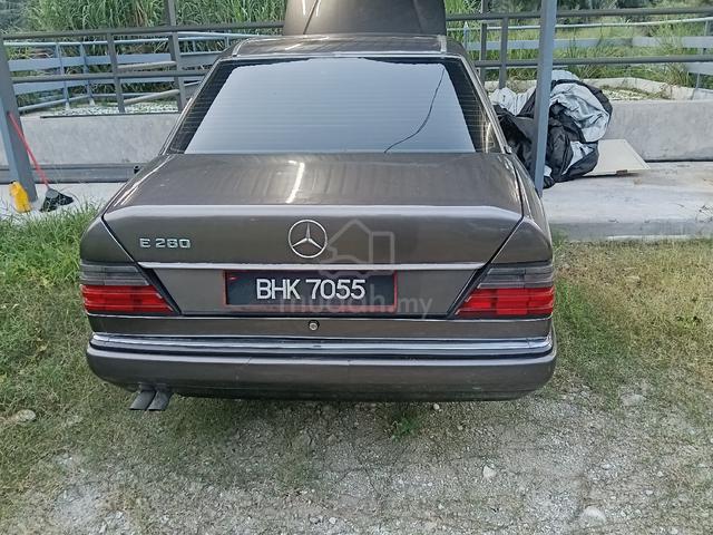 1995 Mercedes Benz 260E 2.6 (A) - 1