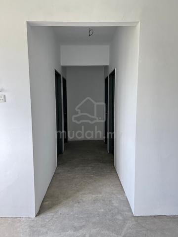 Mercury Apartment 4