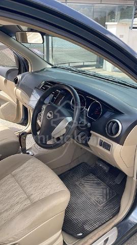 2014 Nissan GRAND LIVINA 1.8 CLASSIC/COMFORT (A) - 4