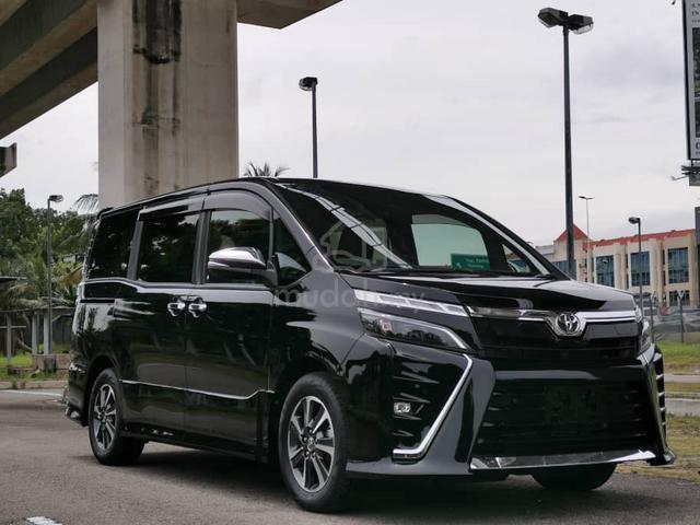 BIGSALE✅2021 Toyota VOXY 2.0 ZS 7S 2PD Pushstart - 1