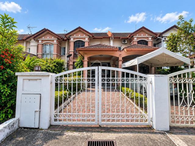 RUMAH NO.8 | FACING OPEN | Double Storey Terrace, Putra Heights 1