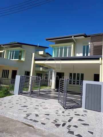 Double Storey House For Rent 1