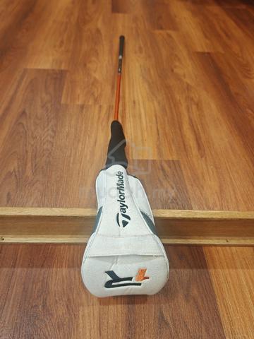 Japan TaylorMade R1 Golf Driver 🧡🧡 (Like NEW) - photo 2 of 6
