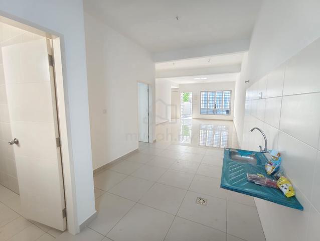 [100% LOAN!!FREEHOLD NON BUMILOT!!PATUT BELI] Laman Sendayan 1