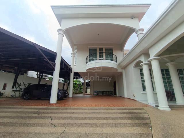 Double Storey BUNGALOW with INDIVIDUAL DESIGN Seksyen 8 Shah Alam 1