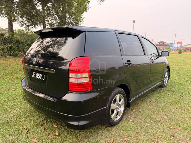 2003 Toyota WISH 1.8 TYPE G sun roof 1 owner - 3