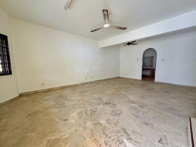 [Freehold] Taman Cheng Perdana teres dua tingkat untuk dijual 4