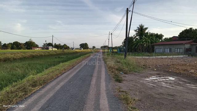 Tanah Lot Tapak Rumah untuk dijual di Jalan Datuk Kumbar 1