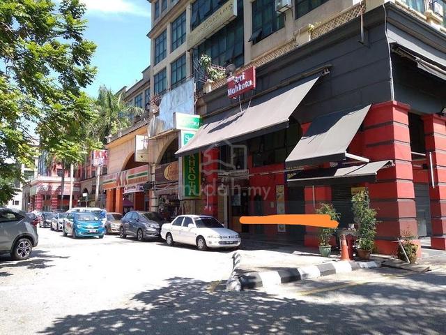 Sentul Boulevard, 3rd Floor Corner Office For Let 1