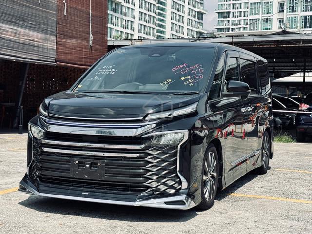 2023 Toyota VOXY 2.0 S-Z (A) Ori Modellista kit - 3