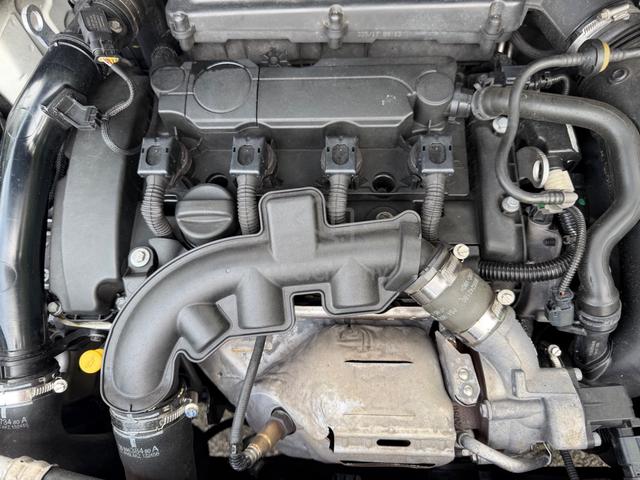 2018 Peugeot 3008 1.6 ALLURE THP (A)Loan Kedai 99% - 3