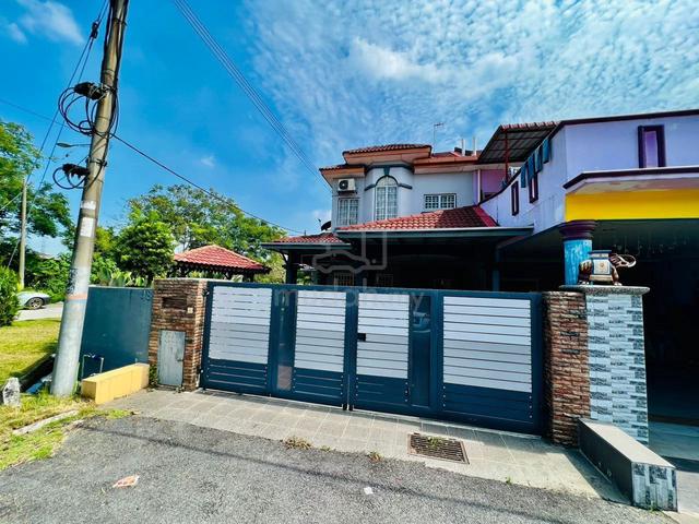 CORNER LOT 💥 RENOVATED 💥 2 Storeys Terrace, Bandar Putera, Klang 1