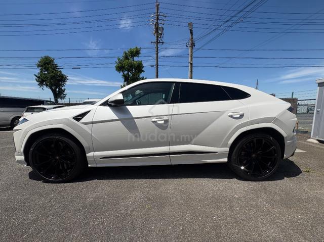 2022 Lamborghini URUS 4.0 V8 - 2