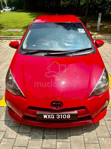 2012 Toyota PRIUS C 1.5 (HYBRID) (A) - 1