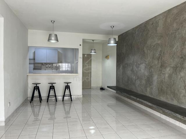 Puncak Seri Kelana Kondominium 1