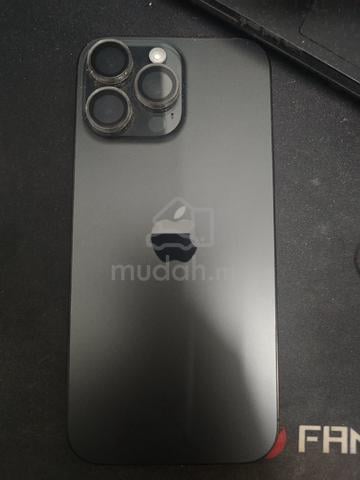 iPhone 16 Pro Max 256GB Titanium Black - photo 2 of 4