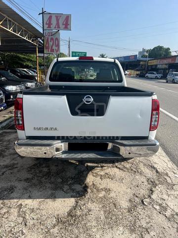 Nissan NAVARA 2.5(M)SE D-40 DCI 6-SPD 4X4 pickups - 5