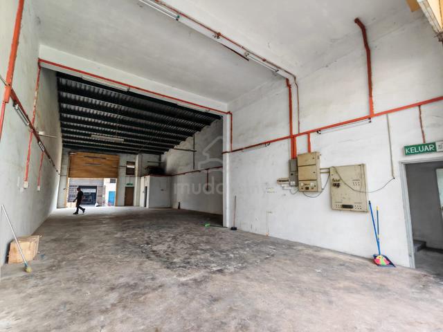 Lima Kedai 1