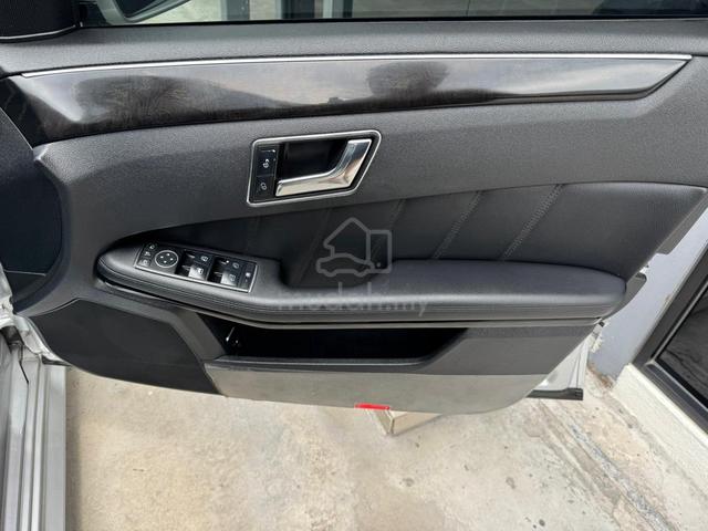 2010 Mercedes Benz E250 CGI BlueEFCY - LIKE NEW - 5