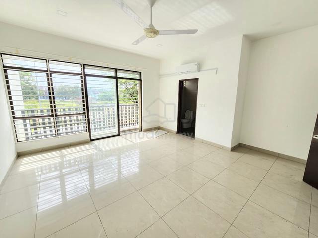 Freehold, facing garden, club house facility, gated guarded, 22x80sqft 1