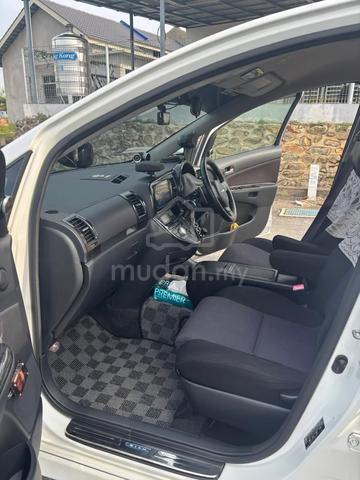 2014 Toyota WISH 1.8 G FACELIFT (A) - 3