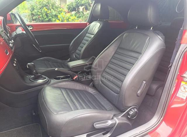 {2014} Volkswagen BEETLE 1.2 TSI (A) - 4