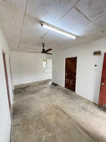 Taman Mawar Flat (Pasir Gudang) 1