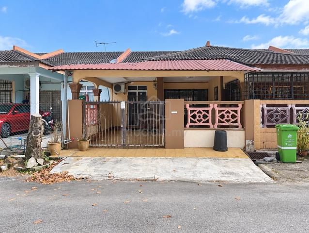 Teres setingkat seri mahkota aman fully renovated 1