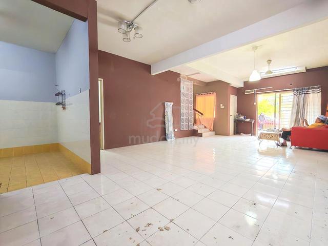 FULLOAN❤️FREEHOLD❤️ 20×70 2 Tingkat Taman Universiti Bangi Seksyen 3 4 1