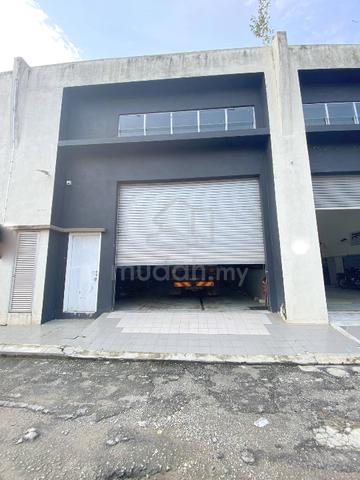 Prime Opportunity,Exceptional 1.5-Storey Factory for Rent