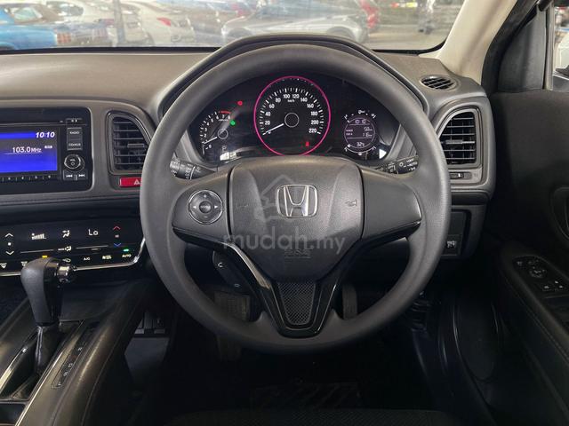2017 Honda HR-V 1.8 FACELIFT - 1 YEAR WARRANTY - 5