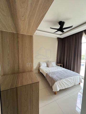 Bangi Gateway 1