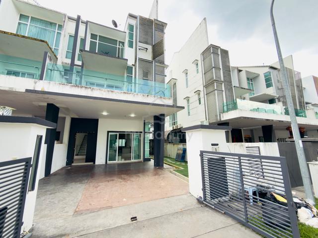 {ENDLOT} 3 sty Freehold, Dolomiter Templer, Templer Park, Rawang 1