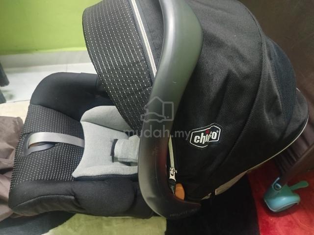 baby car seat (chicco keyfit 30) - photo 5 of 5