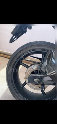 Yamaha R25 V1 2016 - photo 6 of 10