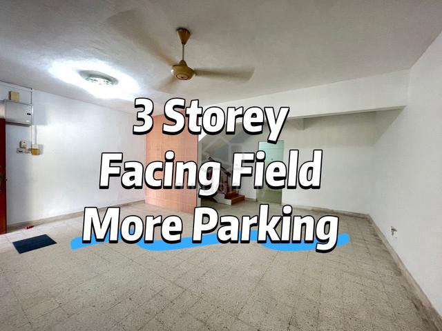 Taman Daya 3 Storey, Facing Field, More Parking, Renovated 1