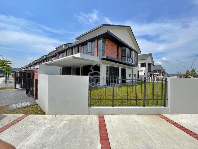 Owner Lari Sabah 50x70 Corner Lot Cyberjaya Double Storey 1