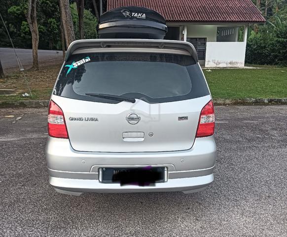 2009 Nissan GRAND LIVINA 1.8 IMPUL (A) - 2