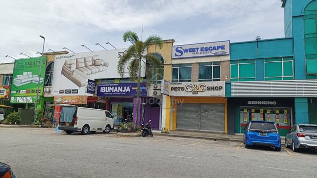 Ground Floor Shoplot Facing main road Taman Pelangi Semenyih 1