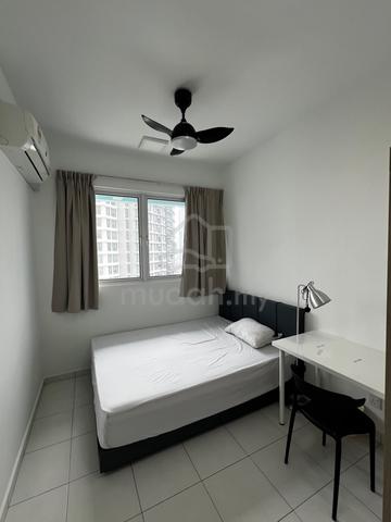 Middle Room for Rent @ I-Santorini, Tanjong Tokong(Fully Furnished) 1