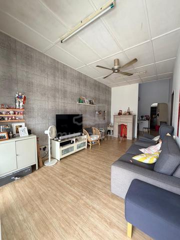 Single Storey Terrace @ Bukit Indah 1
