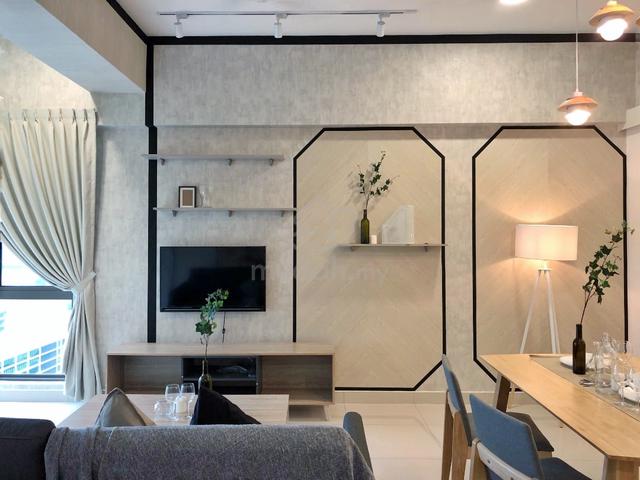 Lake Point Residence 1